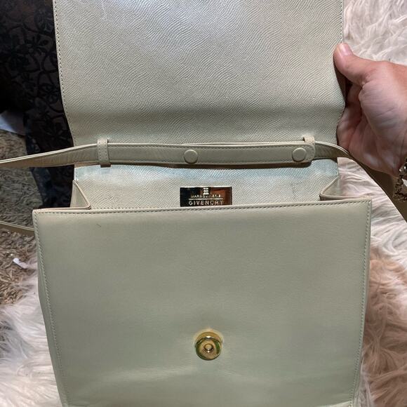 Givenchy Ivory Leather Shoulder bag/ Hand Bag w/ COA - Picture 5 of 8